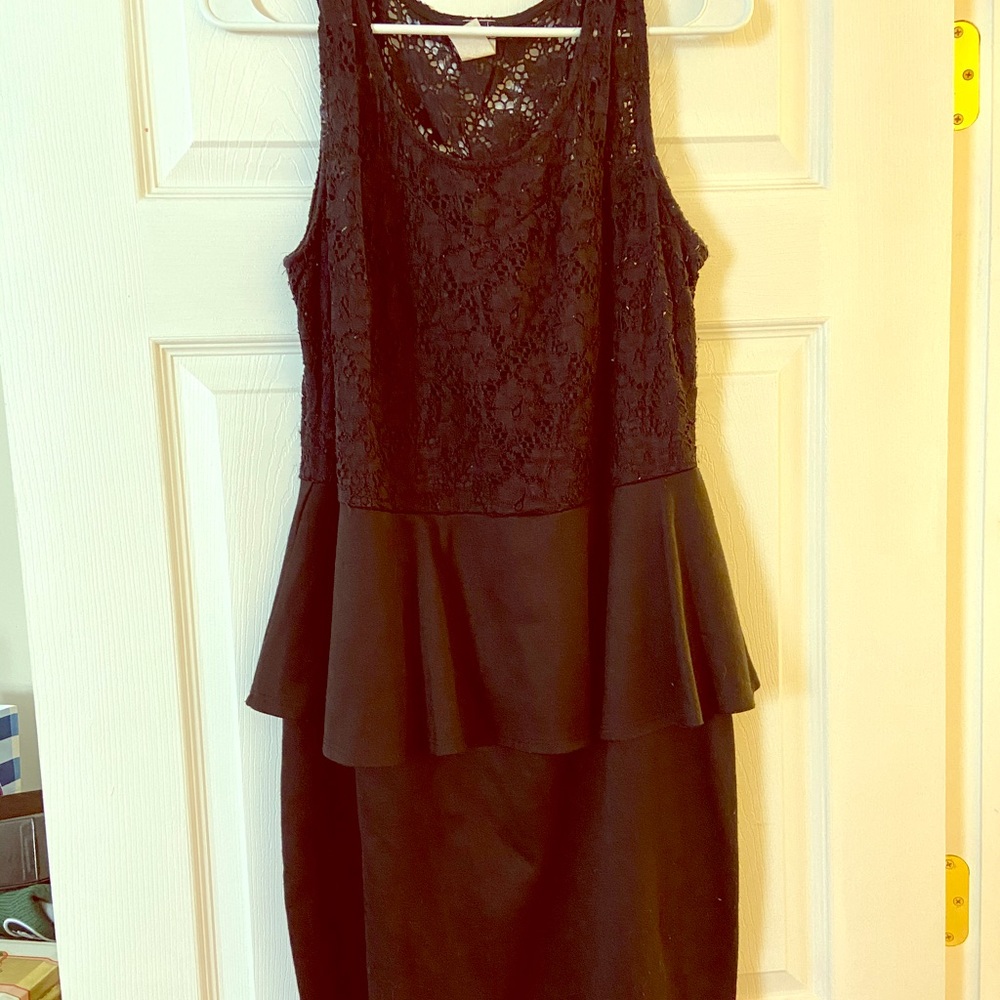 Flattering Black Cocktail dress
